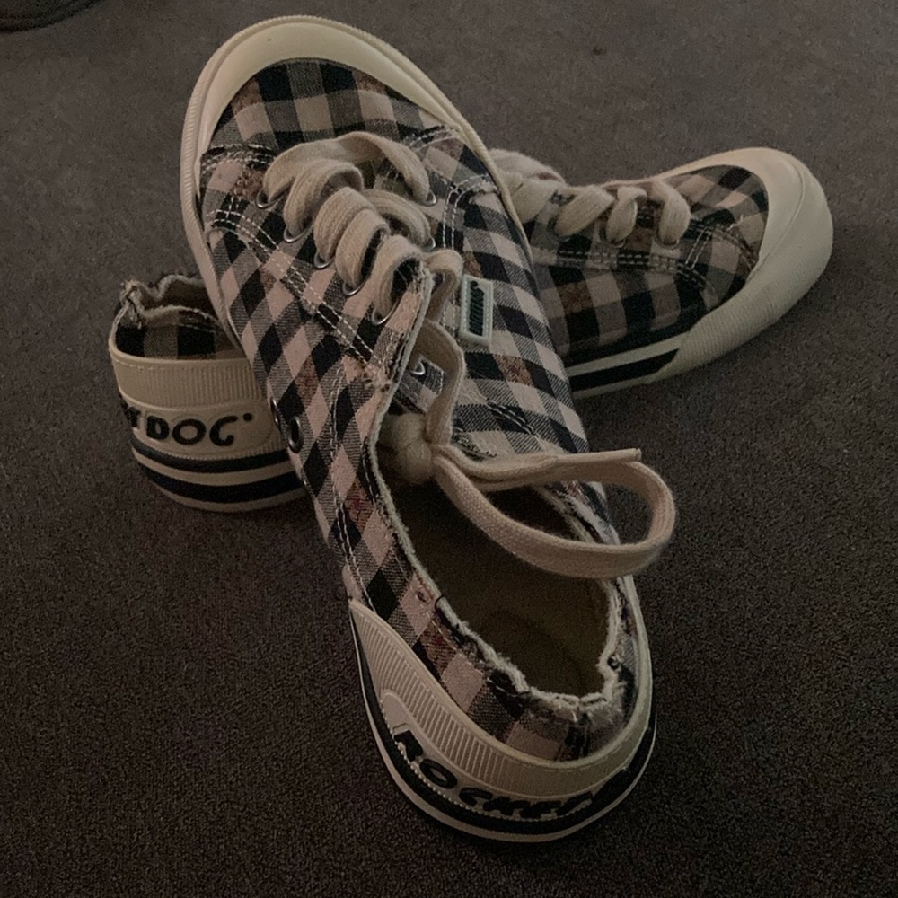 Plaid women's shoes